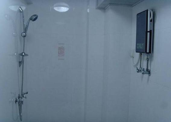 德恩特即热式热水器,堡斯莱即热式热水器