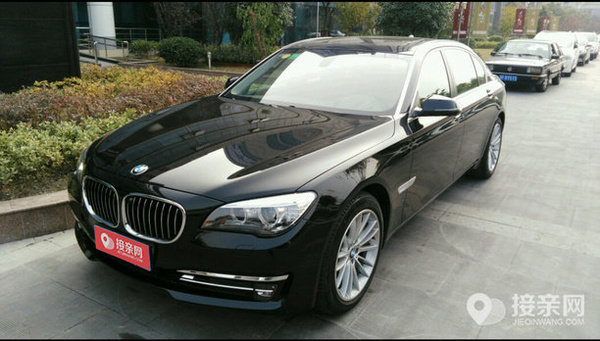 2016年最新发布:上海上半年最潮婚车大盘点!