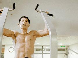 太阳的后裔到底讲了个啥,太阳的后裔是维和部队吗