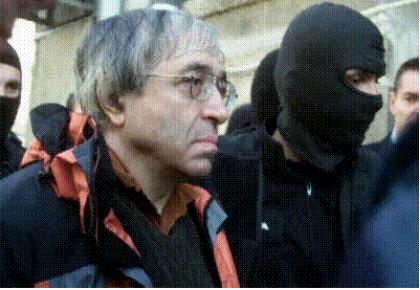 *教邪**主欺世盗名，骗术总是惊人的相似