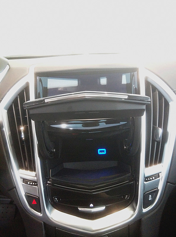 凯迪拉克srx越野自驾,凯迪拉克srx小越野