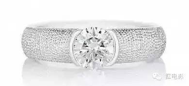 一向低调的隆诗,高调起来10个亿都打不住!