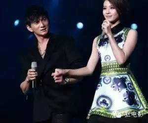 一向低调的隆诗,高调起来10个亿都打不住!