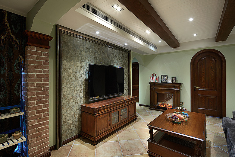 吊顶式空调有什么特征,家装使用吊顶式空调