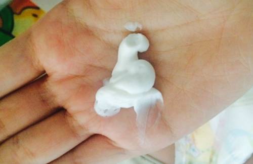 润肤霜能治疗成人湿疹吗,皮肤科博士推荐100元护肤品