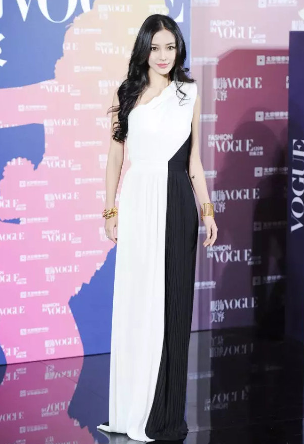 杨颖现实中跟网红的对比,不要紧没关系歌曲完整版