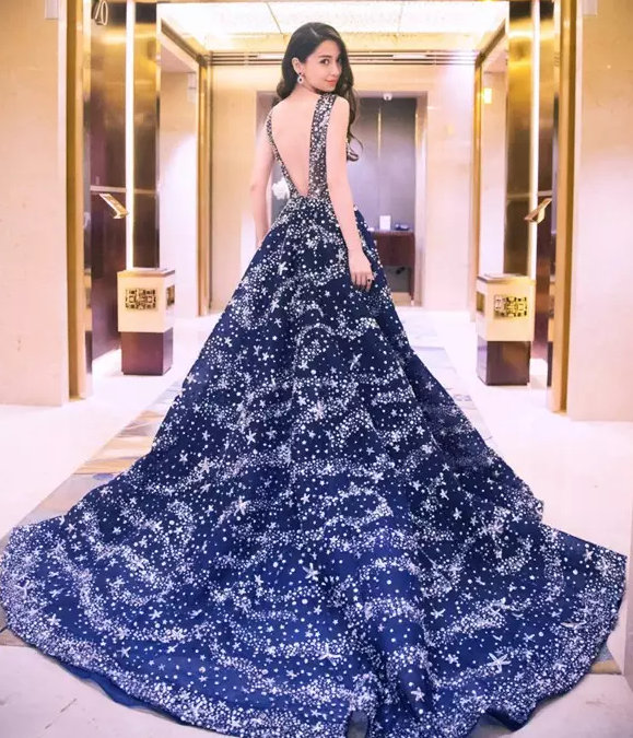 杨颖现实中跟网红的对比,不要紧没关系歌曲完整版