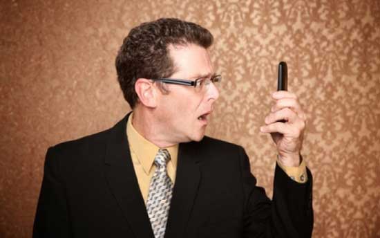 手机屏幕卡死黑屏是什么情况,vivo手机黑屏死机后怎样强制重启