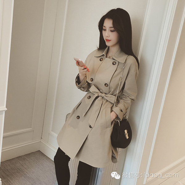 用韩版衣衣演绎端庄优雅女人味 稳扎稳打做名媛