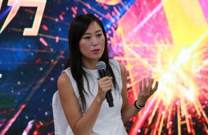 国美总裁对话容么么创始人杨丽：学会角色转换方能留下“死忠粉