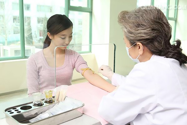 献血后头晕心慌是什么原因,献血后头晕是不是脑供血不足