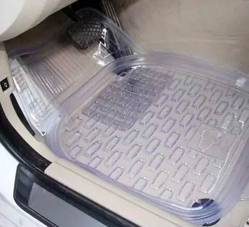 爱车脚垫如何取舍,汽车脚垫怎么用