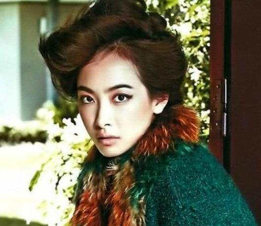 明星可怕烟熏妆,明星惊艳的烟熏妆