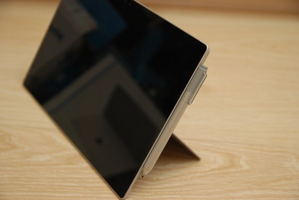 微软surfacepro4触控笔的作用,微软surfacepro4玩cf