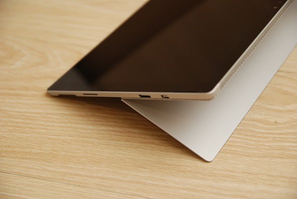 微软surfacepro4触控笔的作用,微软surfacepro4玩cf