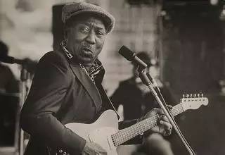 白人成天折腾的时候,黑人兄弟都在干些什么?