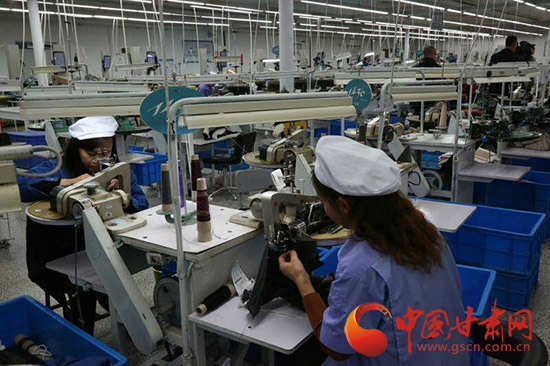 鄂尔多斯温暖全世界,鄂尔多斯集团发展历程