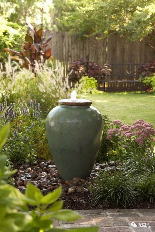 花园建一处灵动的水景墙,别墅花园小型水景