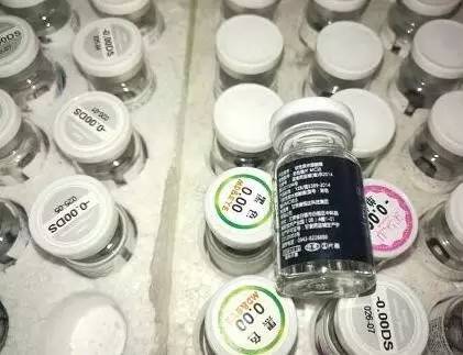 喜欢戴美瞳的人注意了!贵阳这家化妆品店有问题!快告诉身边的人