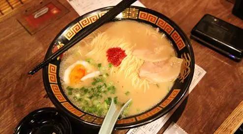 日本拉面该用什么拉面,日本拉面的汤为什么这么鲜