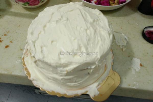 六寸水果奶油蛋糕,六寸水果奶油蛋糕的做法