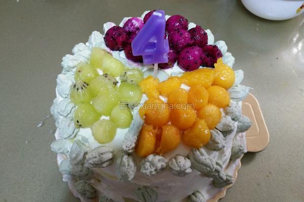 六寸水果奶油蛋糕,六寸水果奶油蛋糕的做法