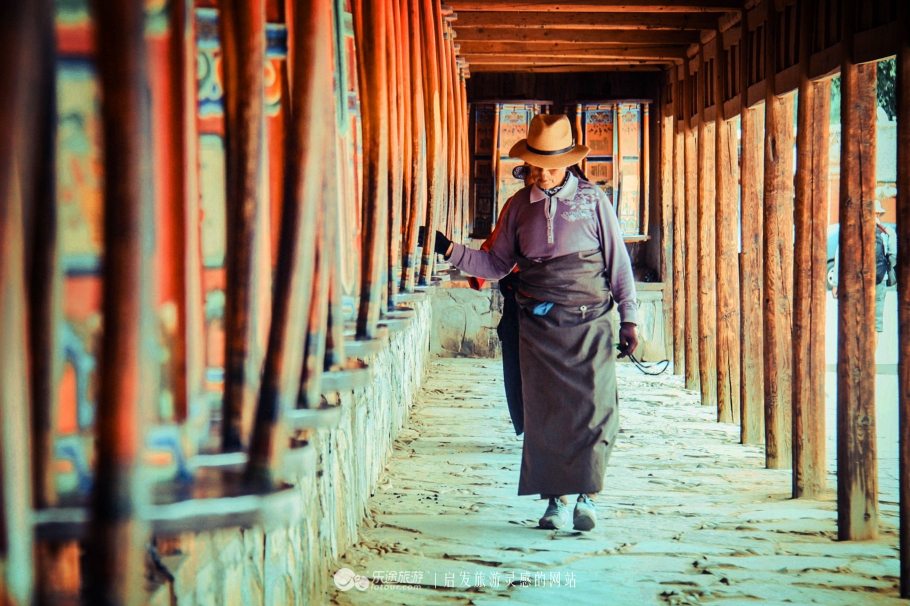 拉卜楞寺西藏,甘南拉卜楞寺离拉萨远吗