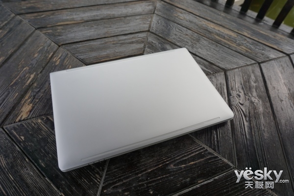 海尔凌越s14,戴尔灵越5000评测