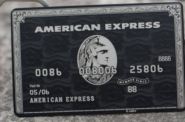 买了郑爽代言的「环球黑卡」,交了199RMB的智商税……