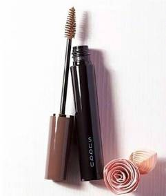 日本美容杂志《美的》评选:2017上半年最值得买的护肤品和彩妆,从平价到贵妇品牌都有