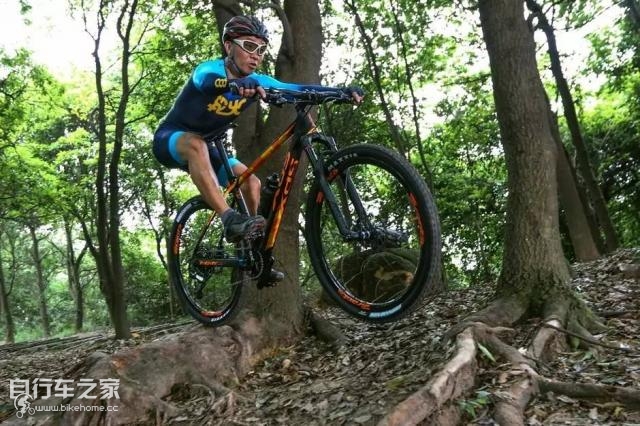 喜德盛山地车最轻量版,超轻自行车《喜德盛》