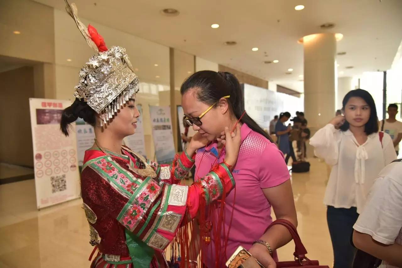 资讯丨“清凉大礼包”送到广西,去贵州享受23℃的夏天,过路费门票统统半价!