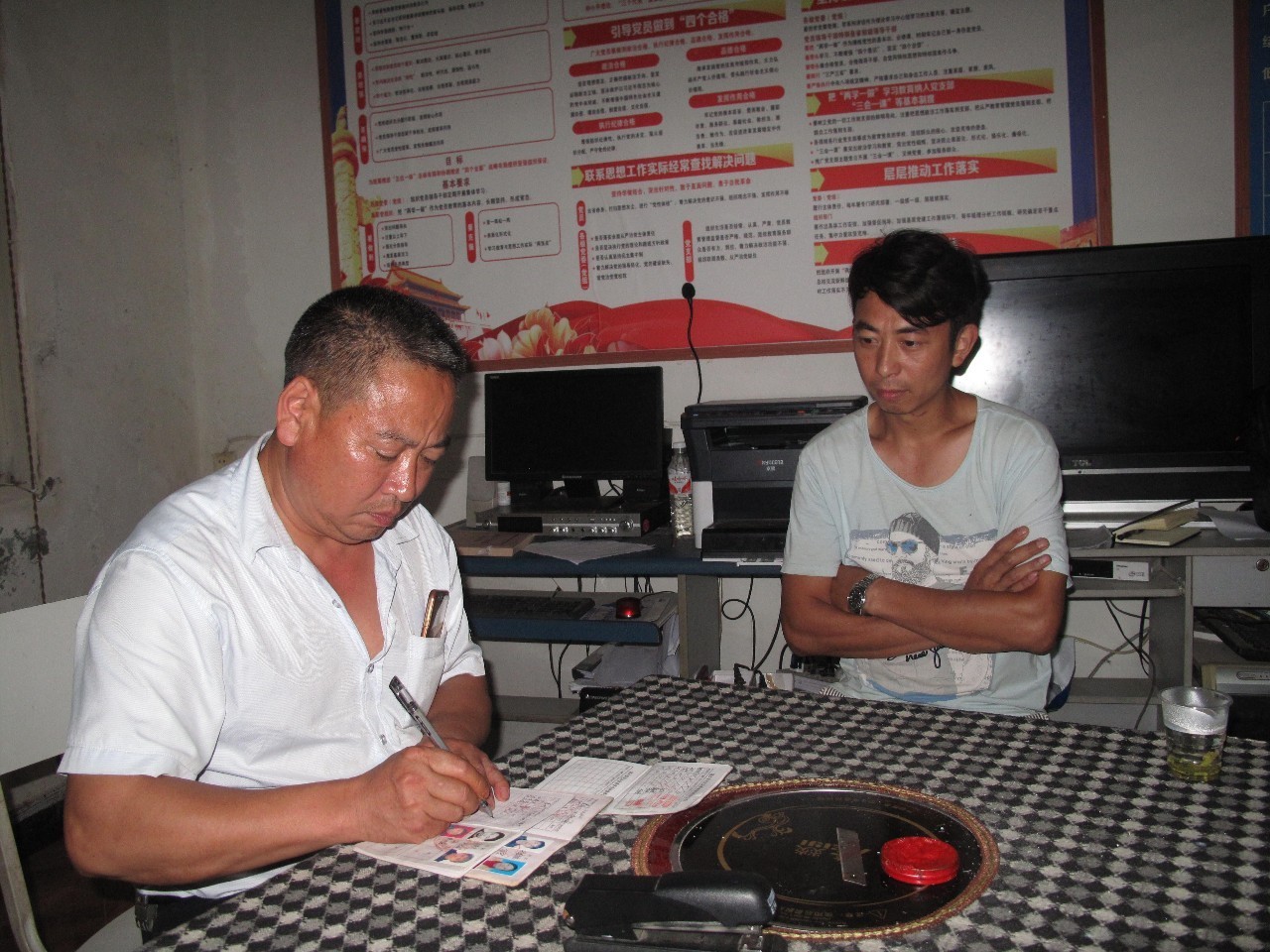 寻找优秀老支书｜敢向贫困“亮剑”的村支书——毕节市黔西县素朴镇古胜村*党**支部书记冯长书素描