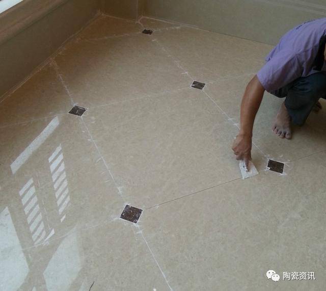 瓷砖经销商怎么找,做瓷砖经销商需要注意什么