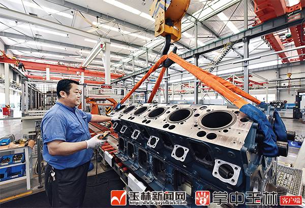 女子没吃早餐体内1000多颗结石,沈阳女子身体里取出400颗结石