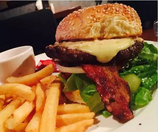 给你一份肯德基的美食,南宁巨无霸汉堡