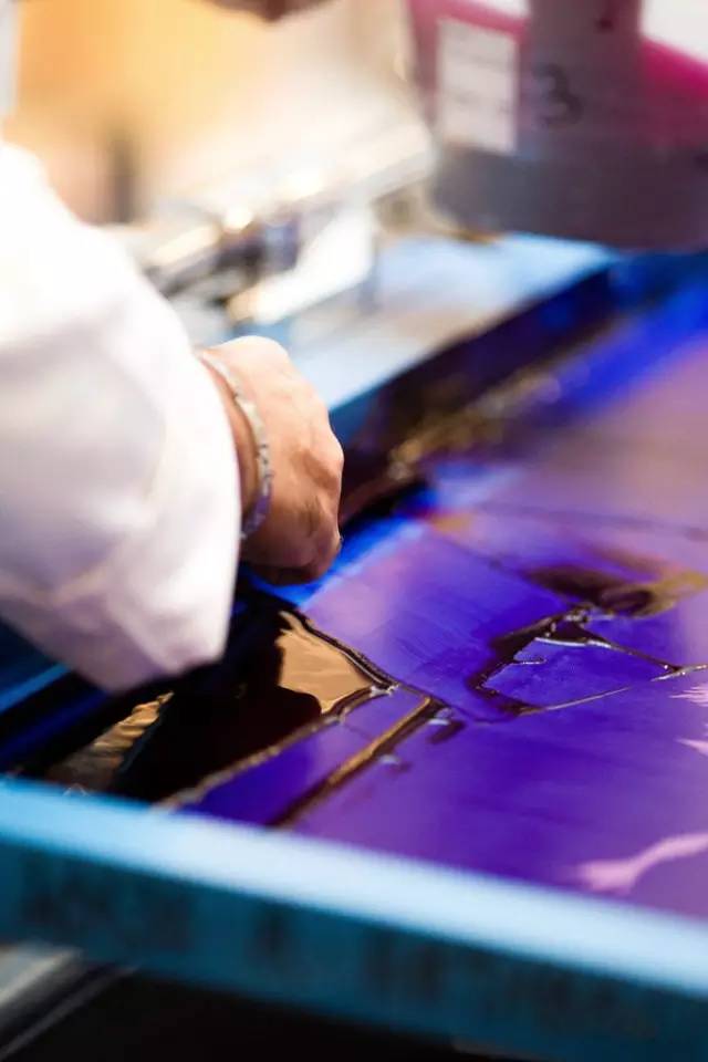 爱马仕丝巾一个花型独一无二吗,一条爱马仕丝巾多少钱