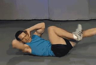 跑步机如何避免伤膝盖,跑步机爬坡走伤膝盖吗