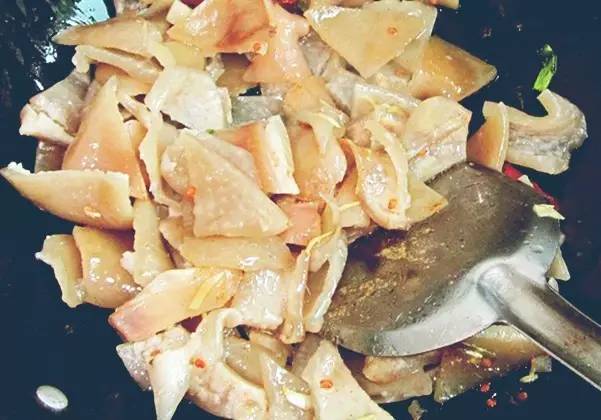 东北烀地瓜梗咸菜教程,东北猴腿烀咸菜的方法