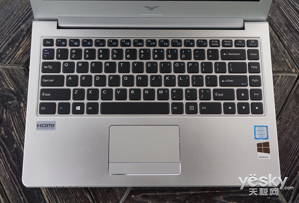 海尔凌越s14,戴尔灵越5000评测