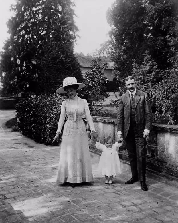 布列松摄影作品赏析,布列松经典摄影作品中国