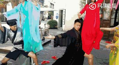 竟然疯玩成这样……还讲不讲规矩!