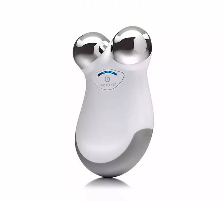 米兰达可儿婚纱教程,米兰达可儿初恋妆容