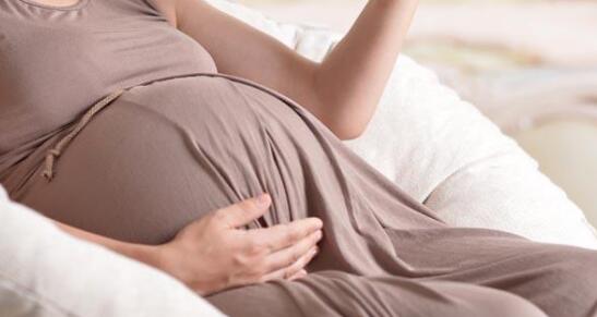 孕妇黑头严重怎么办,孕妇能用黑头鼻膜吗