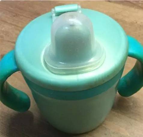 一只中国制造的小水杯,接力救援这个来自星星的孩子