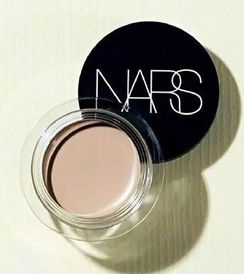 日本美容杂志《美的》评选:2017上半年最值得买的护肤品和彩妆,从平价到贵妇品牌都有