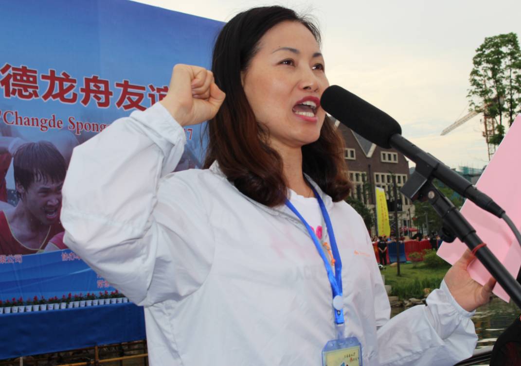 盘点国内龙舟比赛震撼场面一瞬间,中德龙舟赛