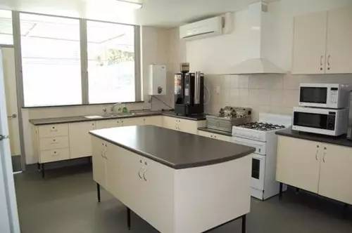 厨房热得快,厨房里热得快炸了