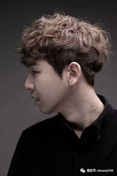 男生必剪发型图文,男生必剪的发型寸头