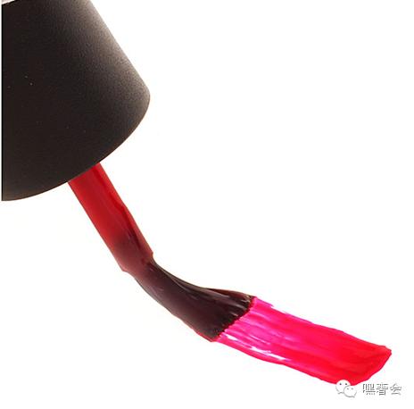 怎么给女朋友挑好看的美甲,给女朋友买指甲油